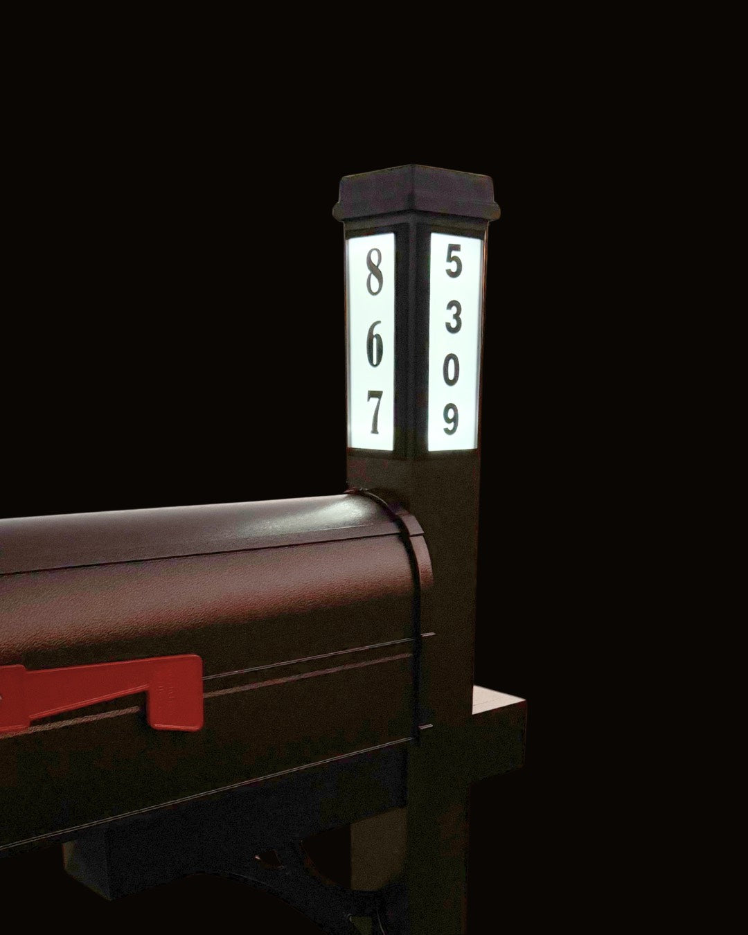 Solar Illuminated Hammered Bronze Single Post Mailbox Traditional Mount