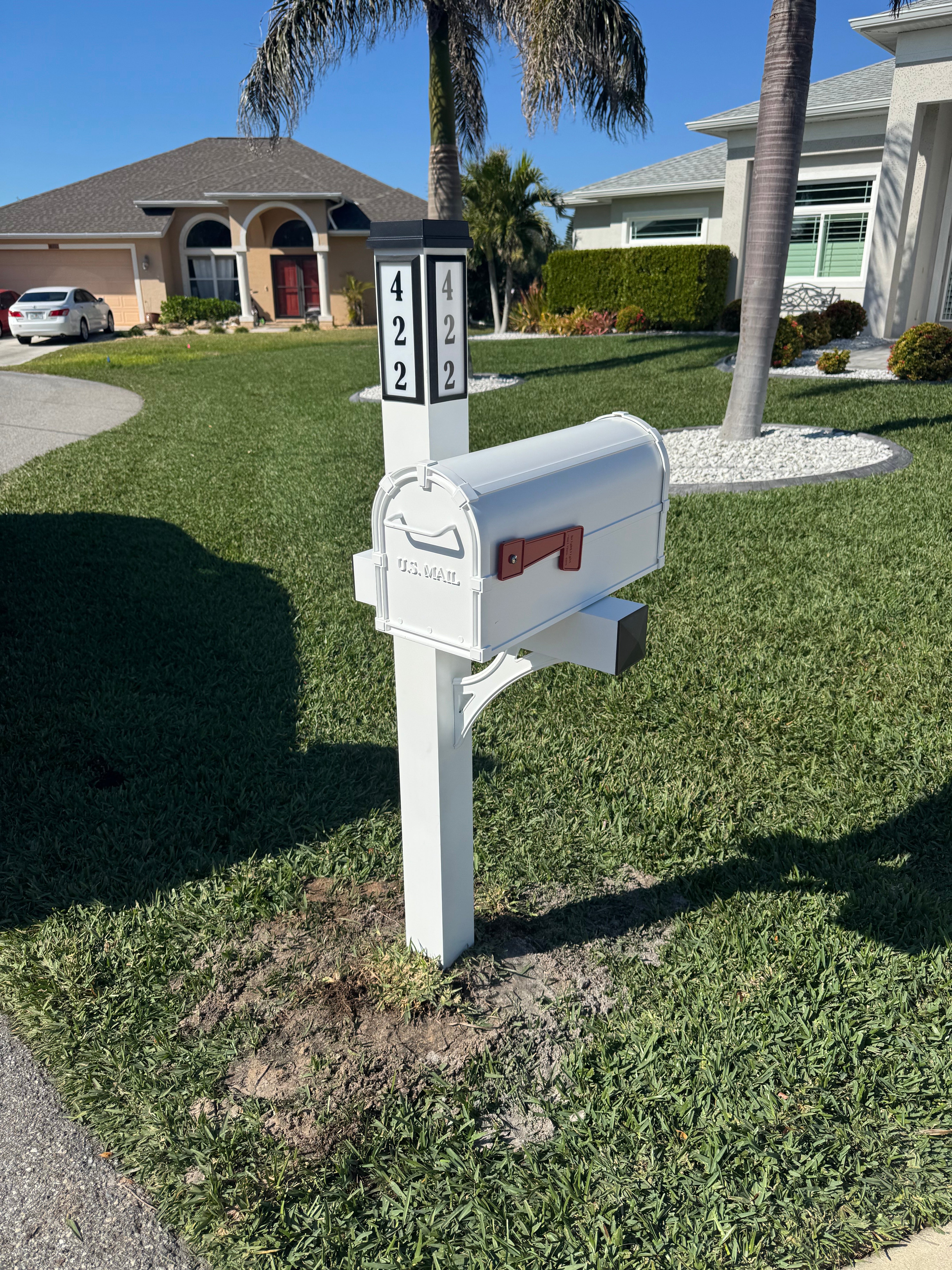Solar Illuminated White Single Post Two Door Mailbox