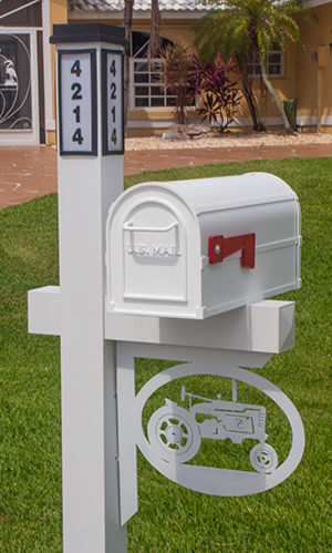 Decorative Mailbox Bracket - Tractor